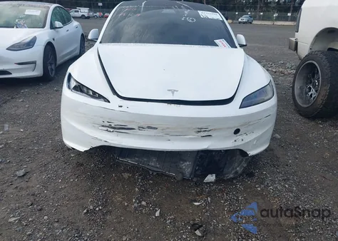 2025 Tesla Model 3 Long Range Rear-Wheel Drive/Standard z USA, uszkodzony, nr VIN 5YJ3E1EA0SF882233